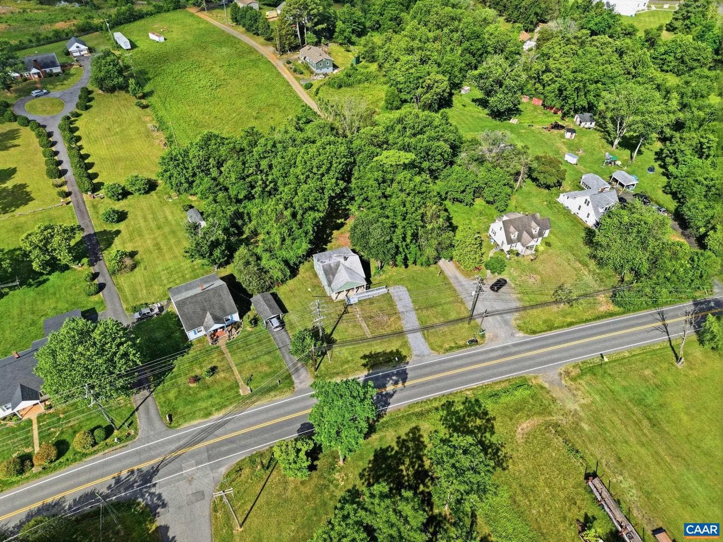 9034 Spotswood Trl photo 32