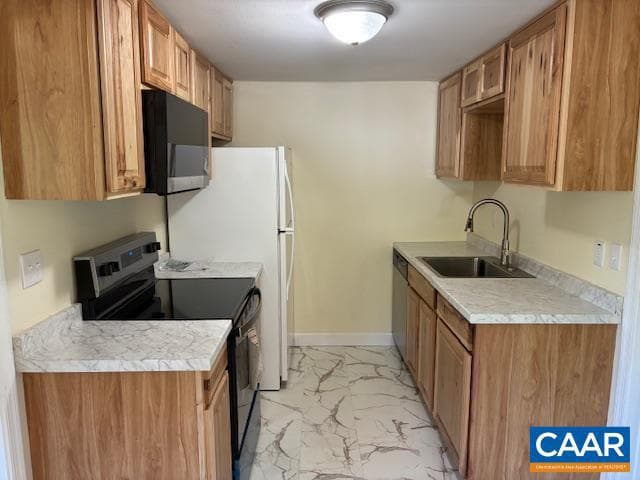 420 Rolling Path Rd, Louisa
