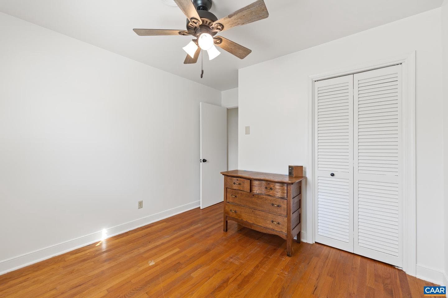 327 Brentwood Rd photo 23