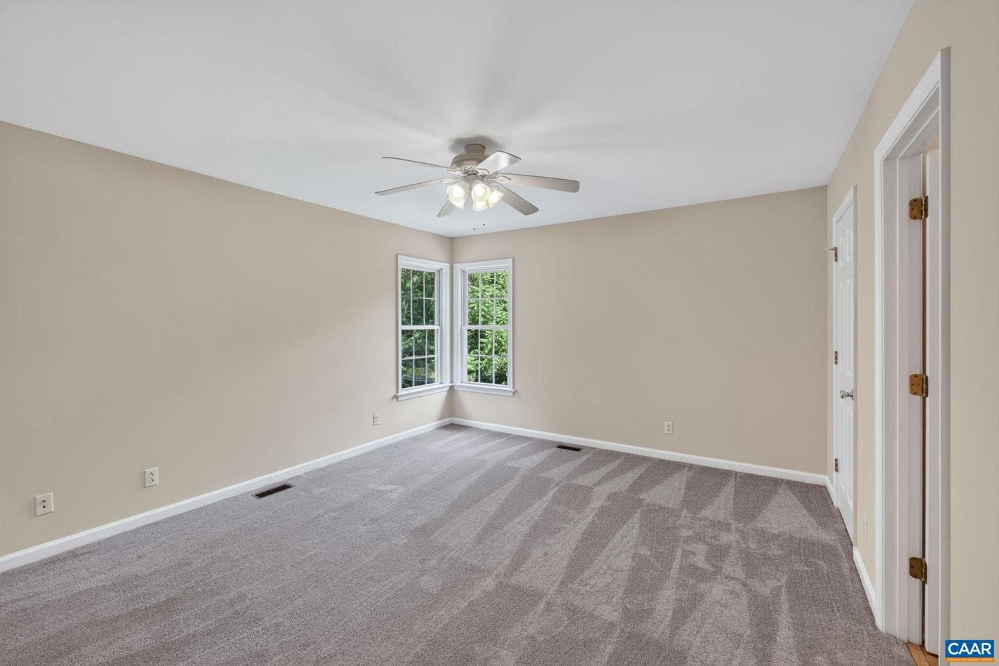 38 Butler Ln photo 20