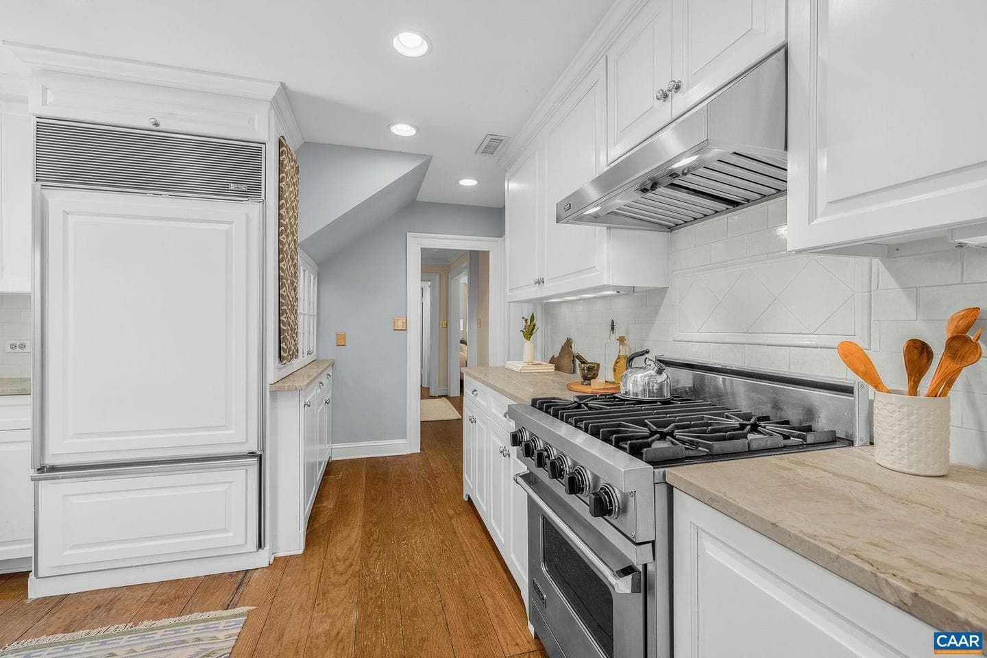 1868 Edgewood Ln photo 18