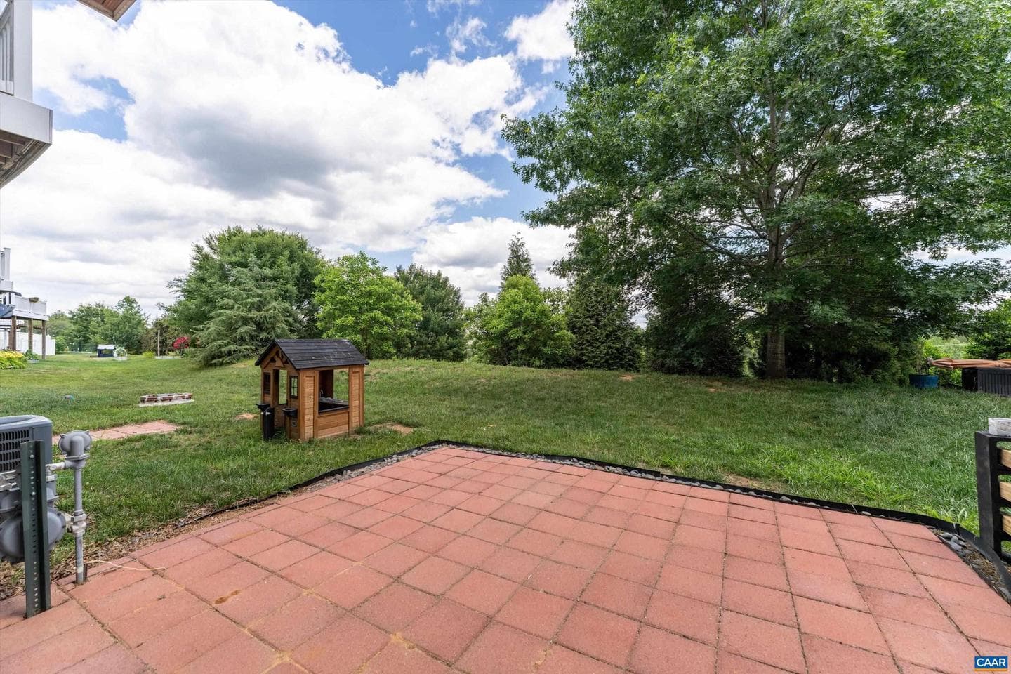 2089 Elm Tree Ct photo 5