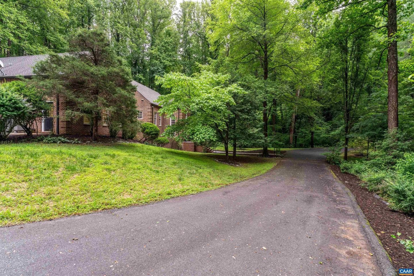715 Tanglewood Rd photo 48