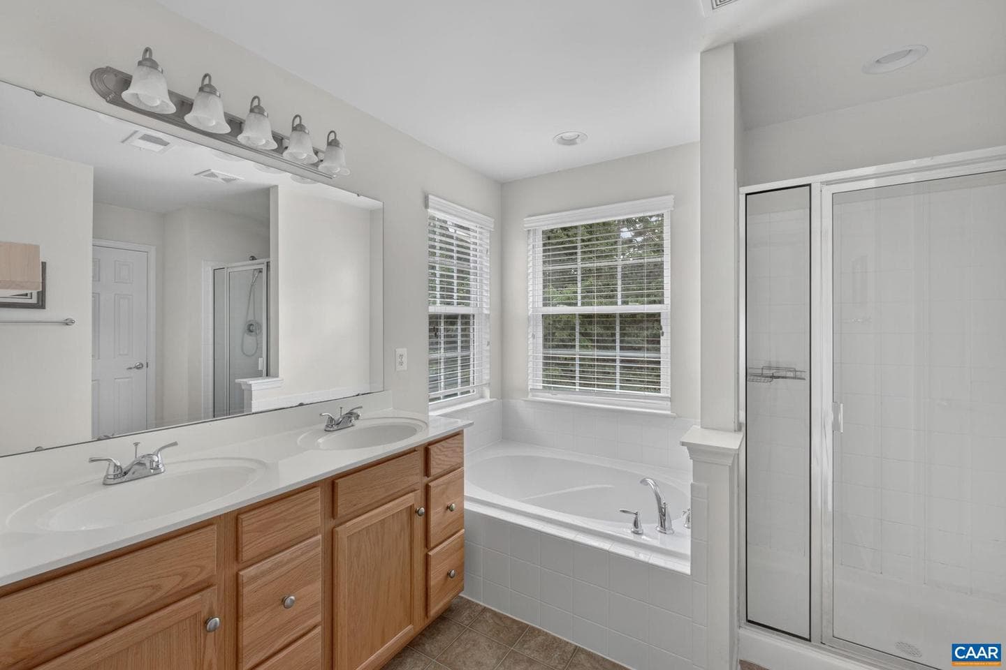 2529 Montgomery Ridge Rd photo 29