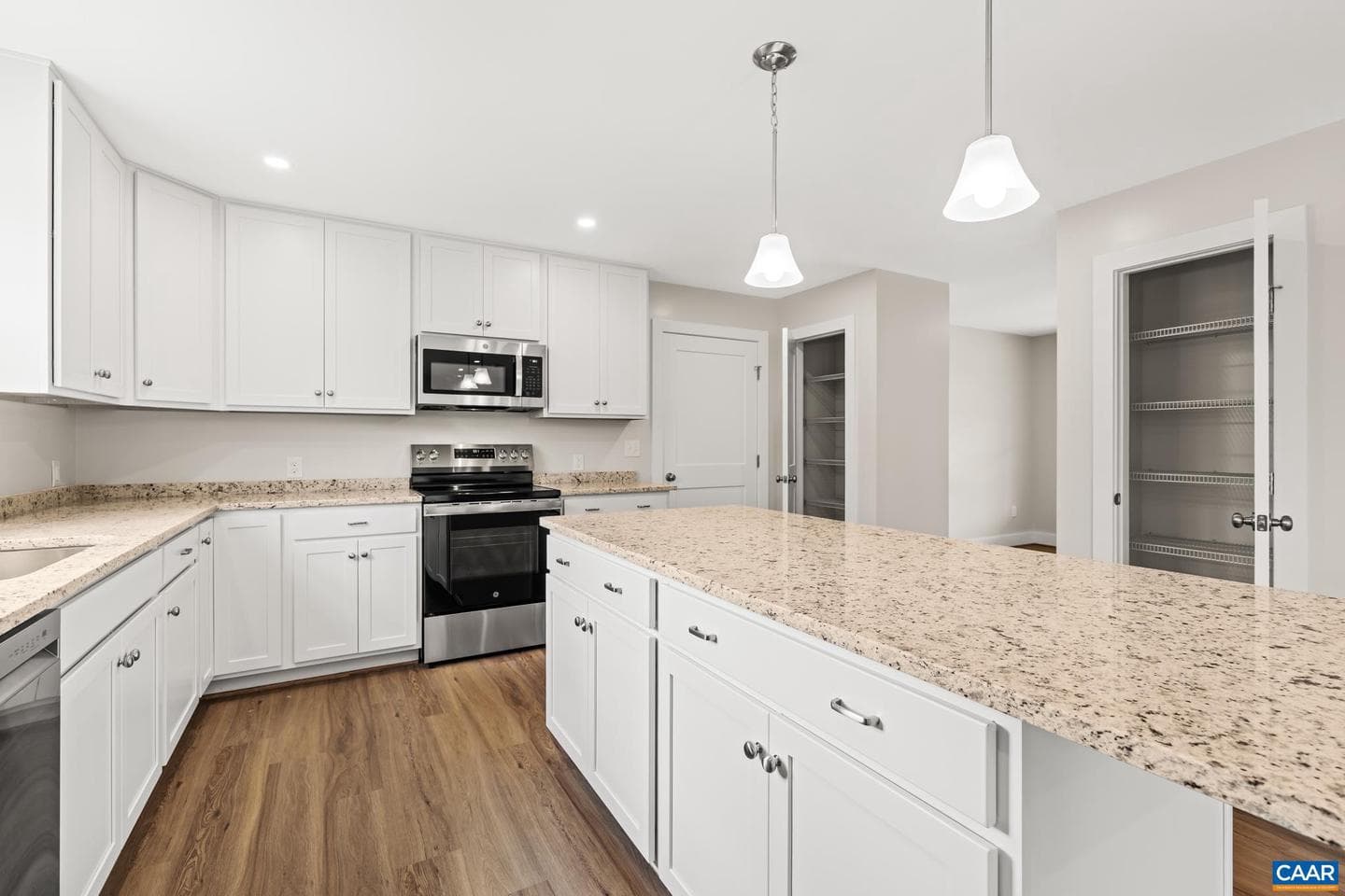 242 Palmer Pl photo 22