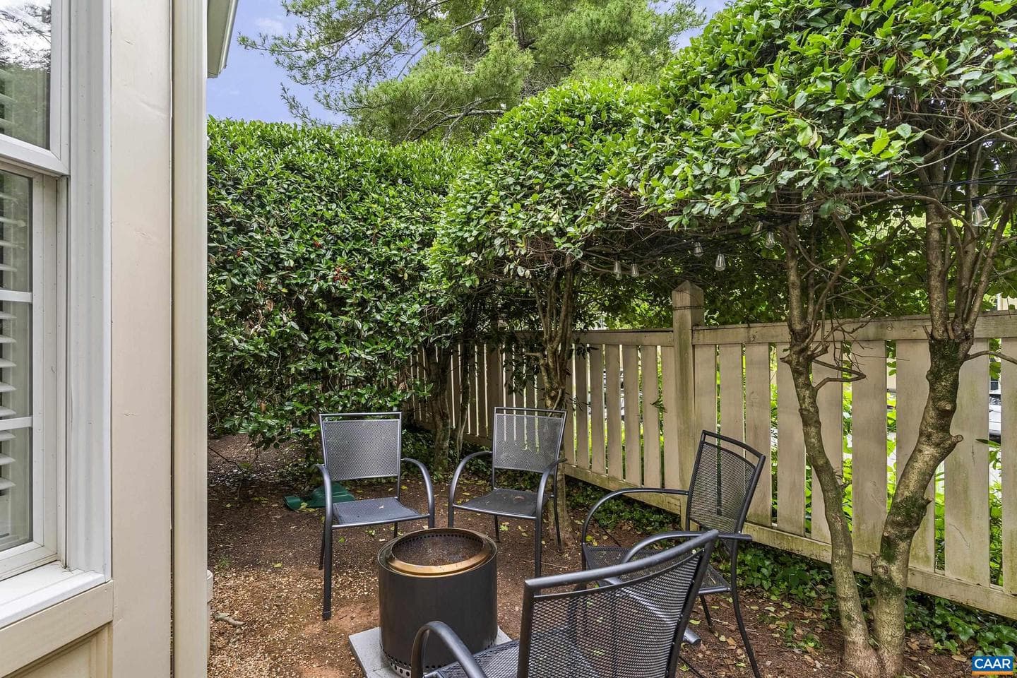 1147 Marion Dr photo 44