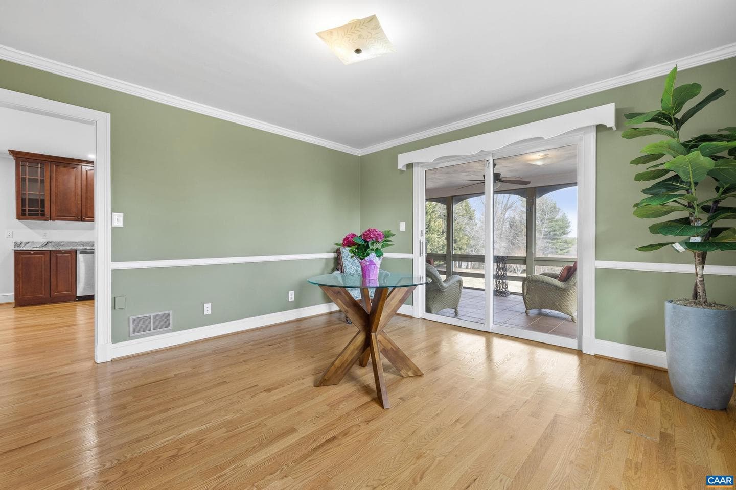 2515 Northfield Rd photo 17