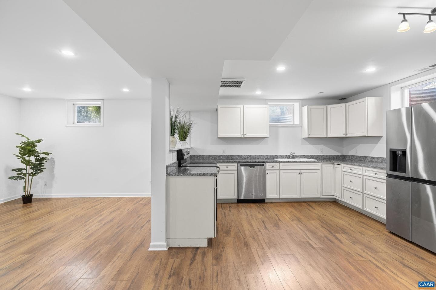 2515 Northfield Rd photo 49