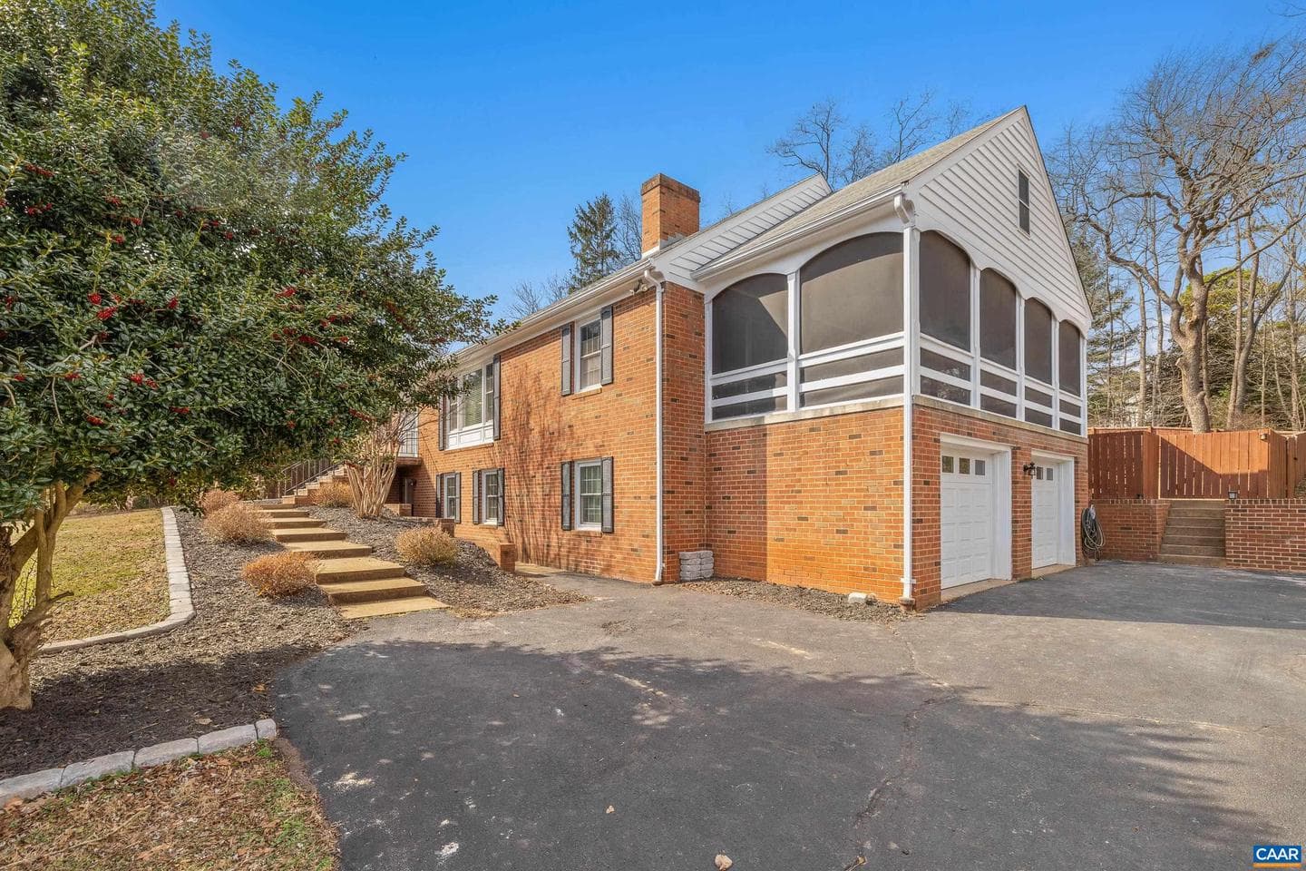 2515 Northfield Rd photo 5
