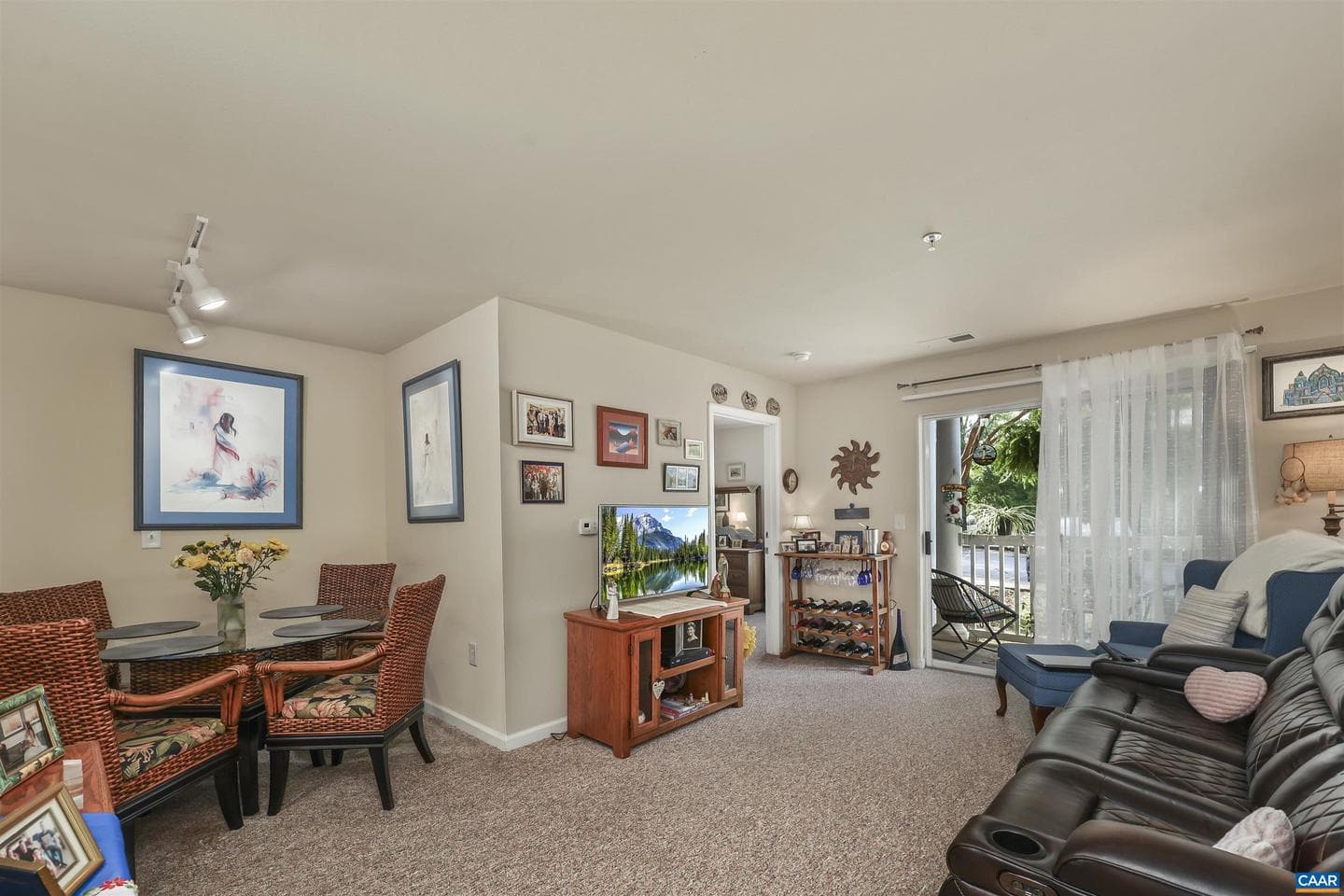 237 Yellowstone Dr # 6 photo 4