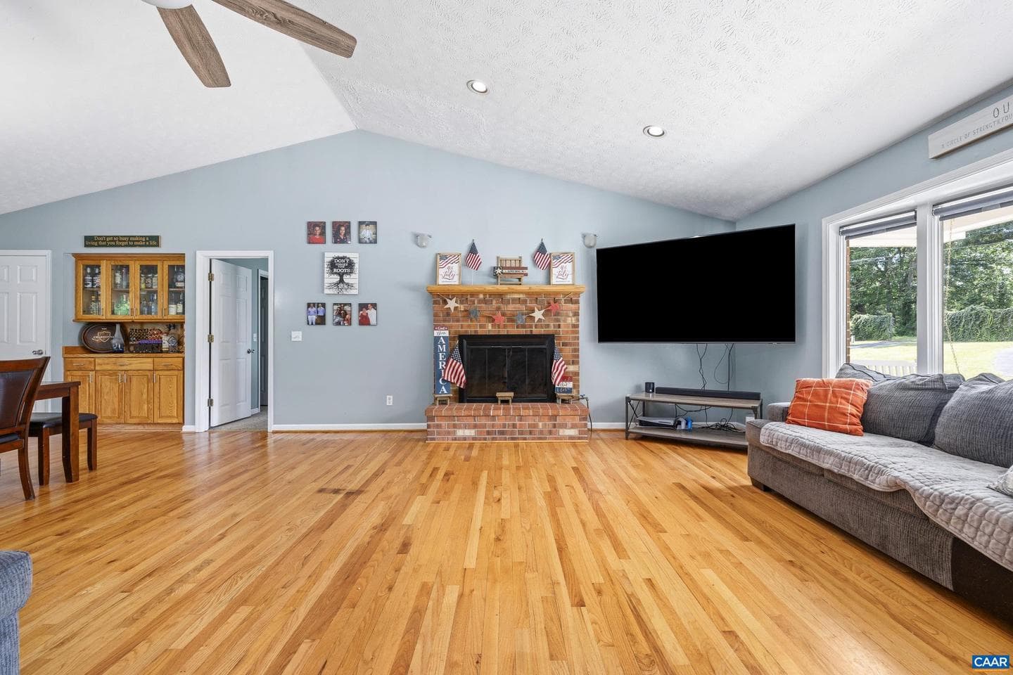 5393 Amicus Rd photo 28