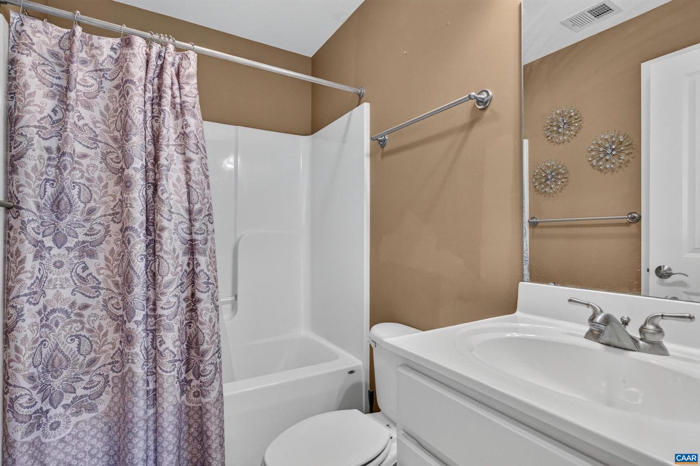 1565 Newcastle Ct photo 22