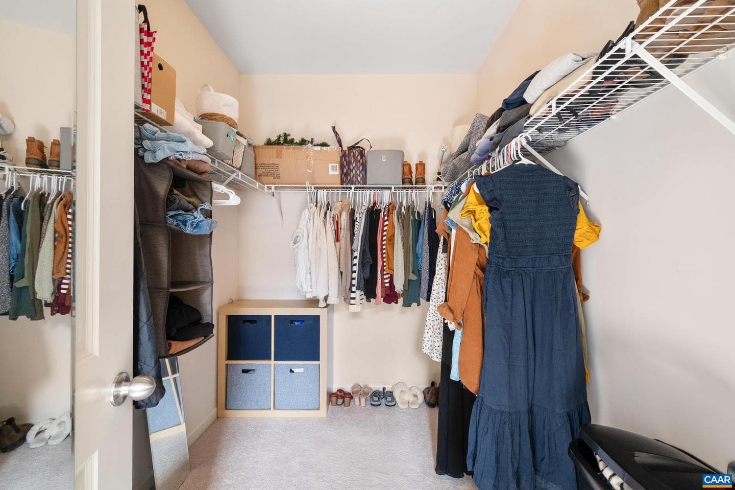 720 Walker Sq #3b photo 23