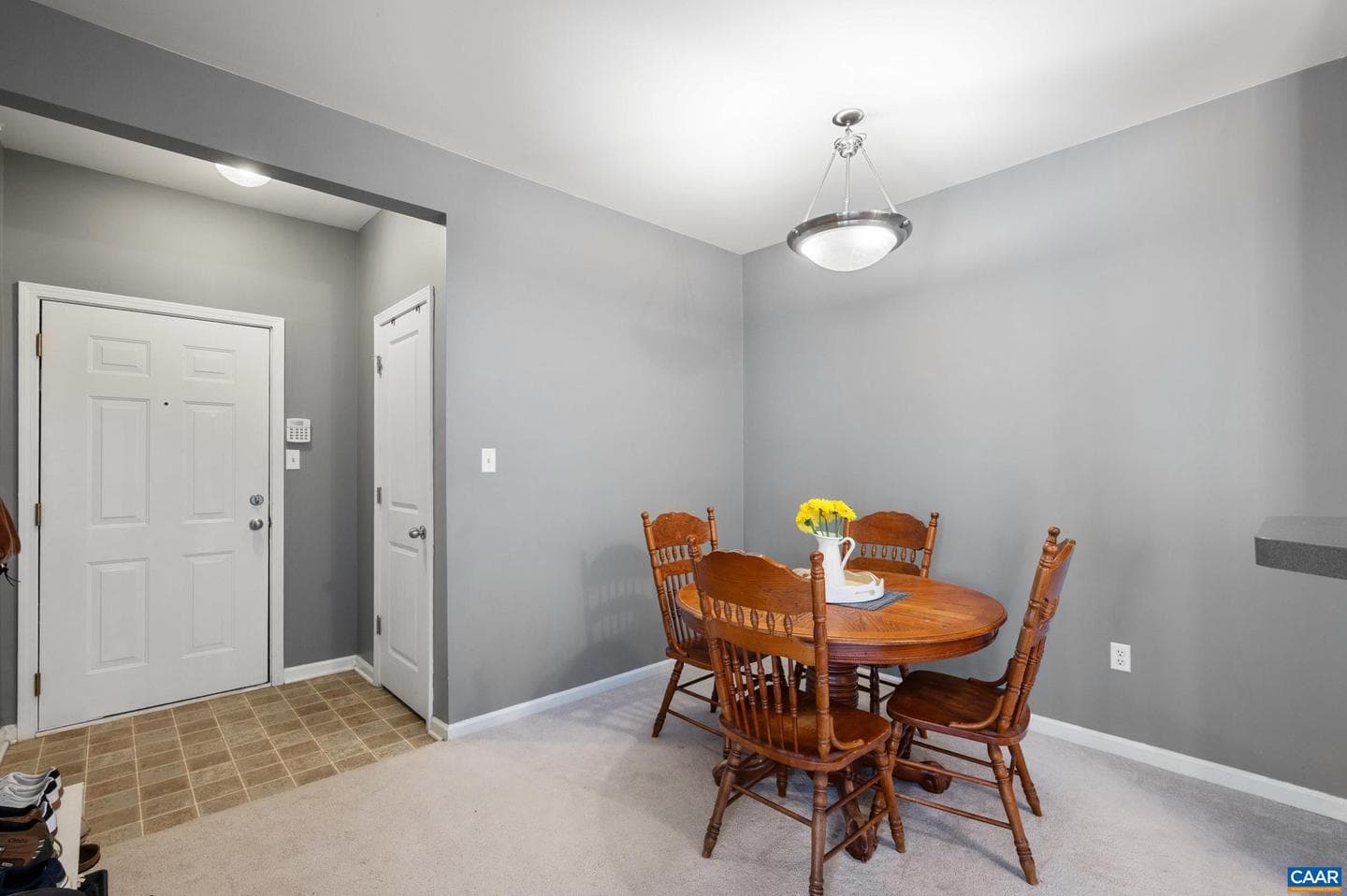720 Walker Sq #3b photo 4