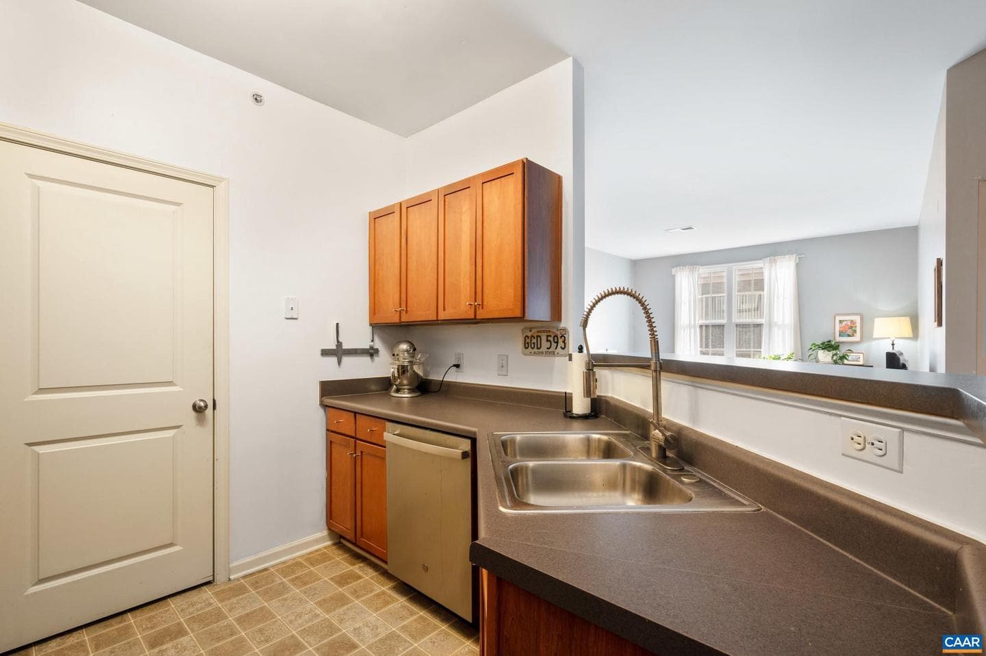 720 Walker Sq #3b photo 7