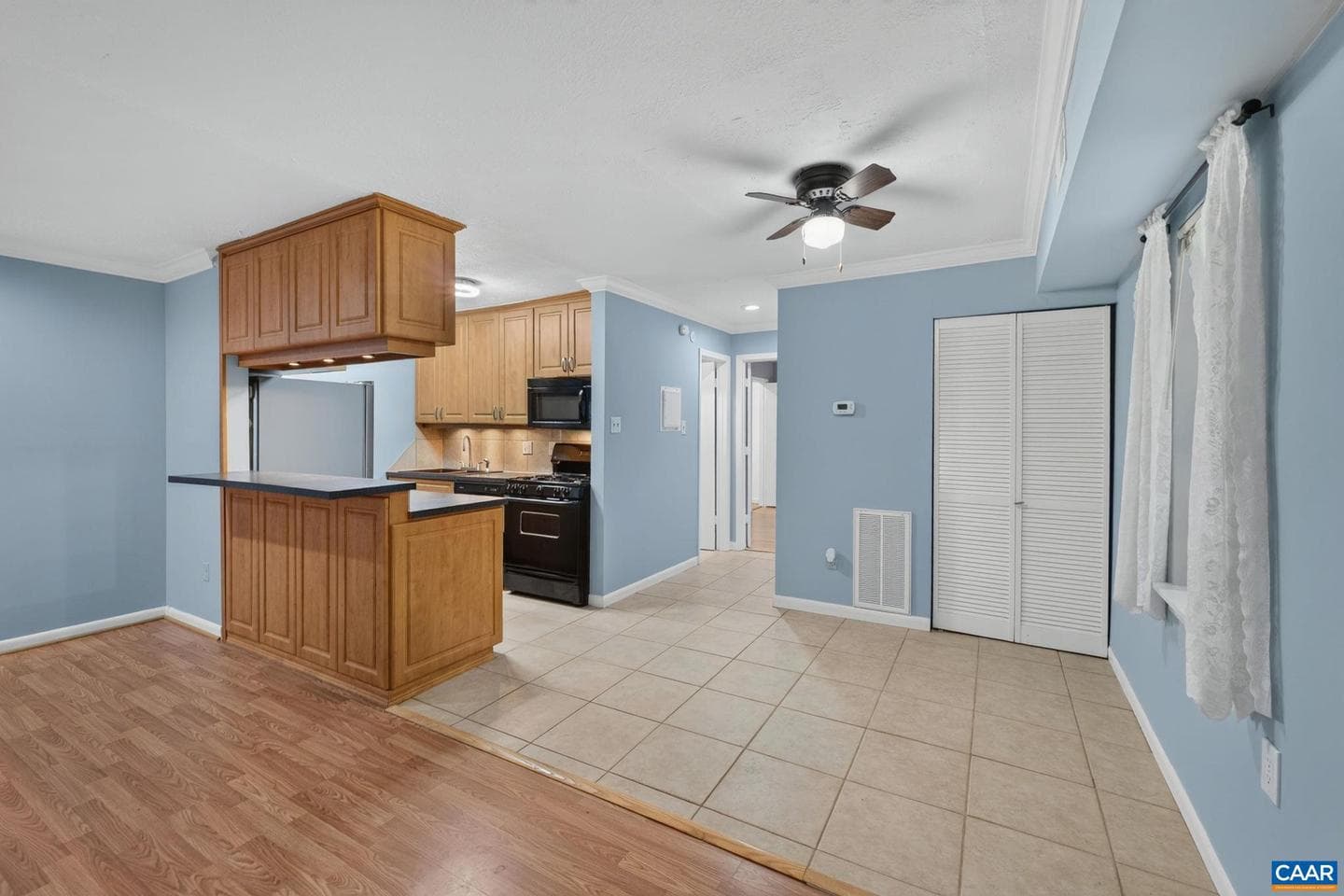 545 Burgoyne Rd #2 photo 10