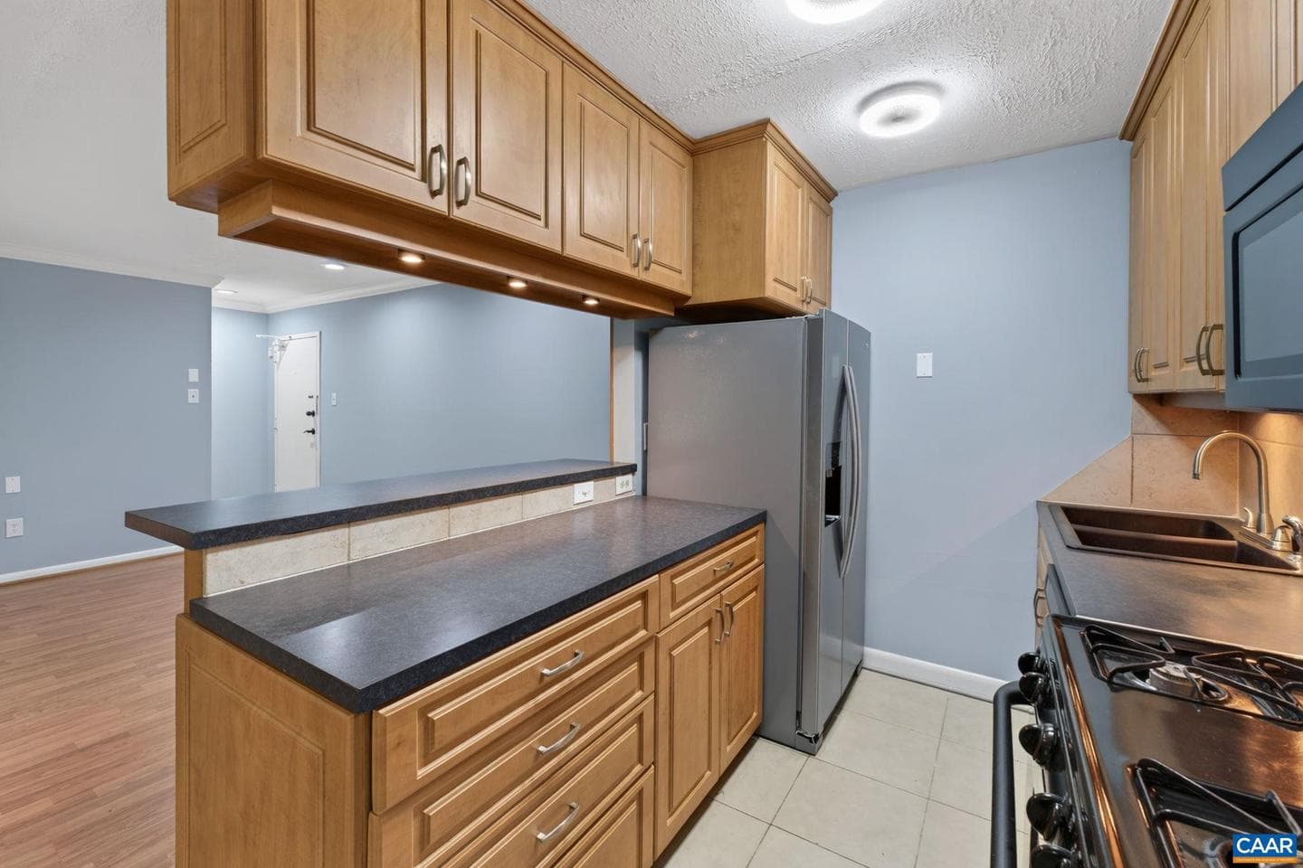545 Burgoyne Rd #2 photo 11