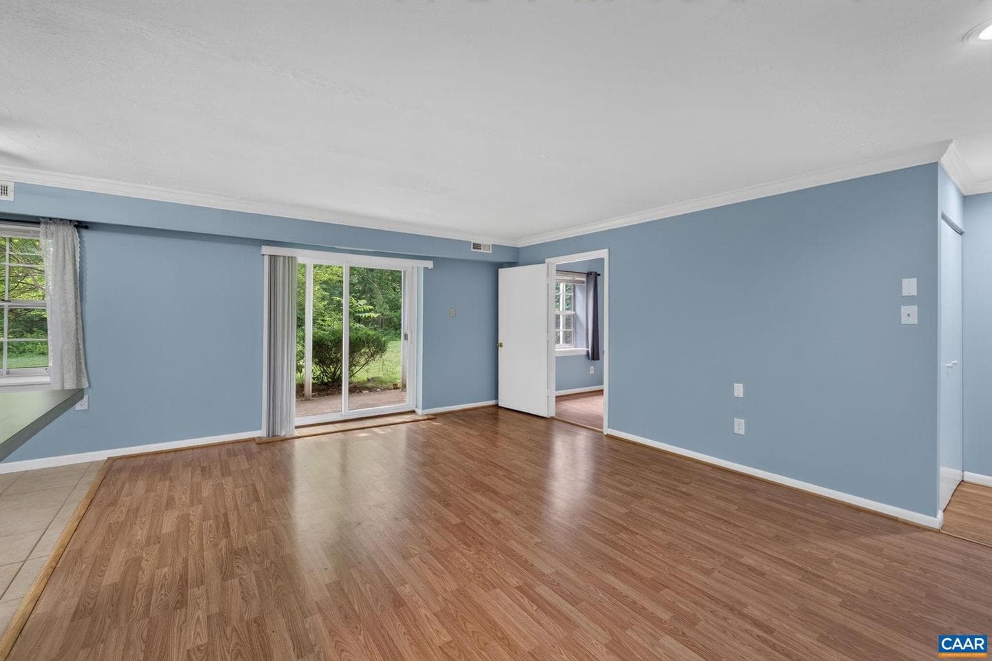 545 Burgoyne Rd #2 photo 5
