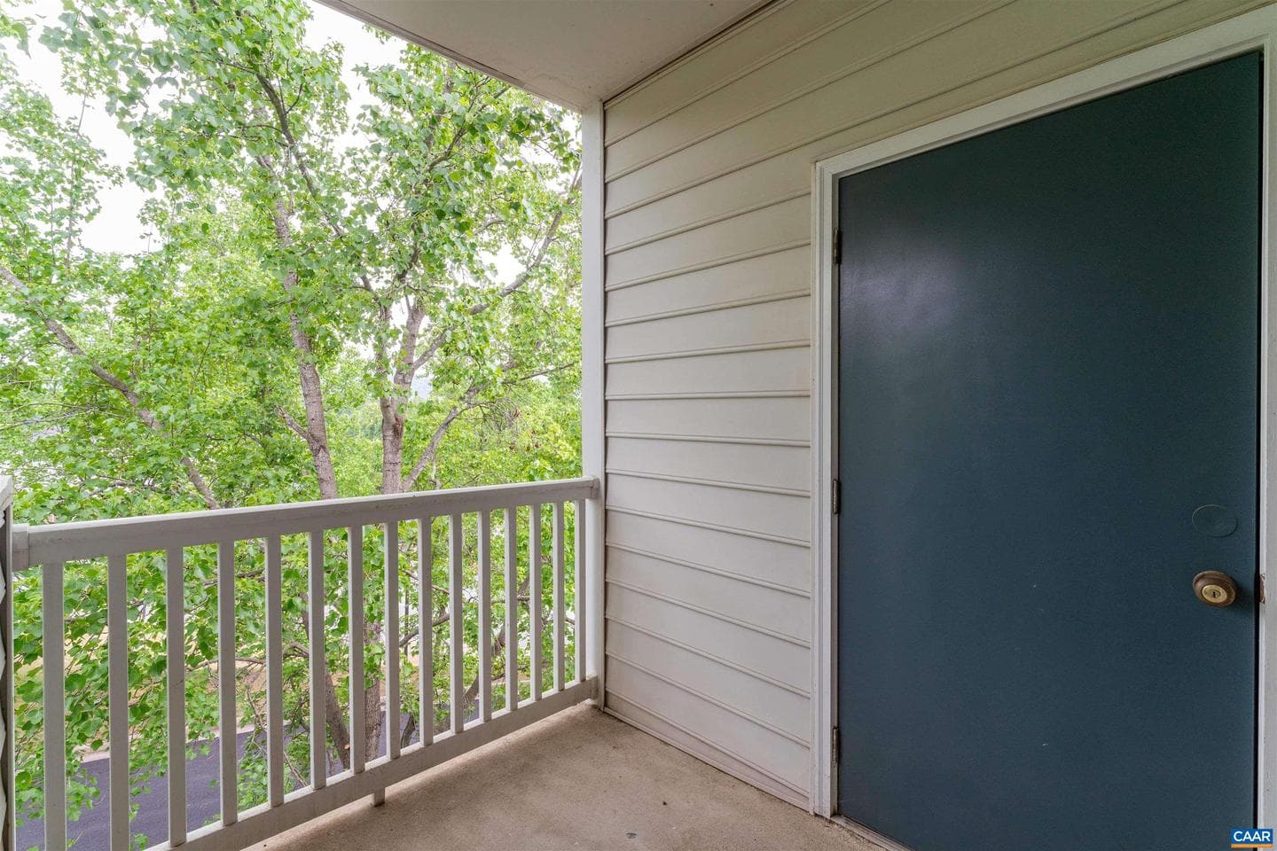 1055 Weybridge Ct photo 21
