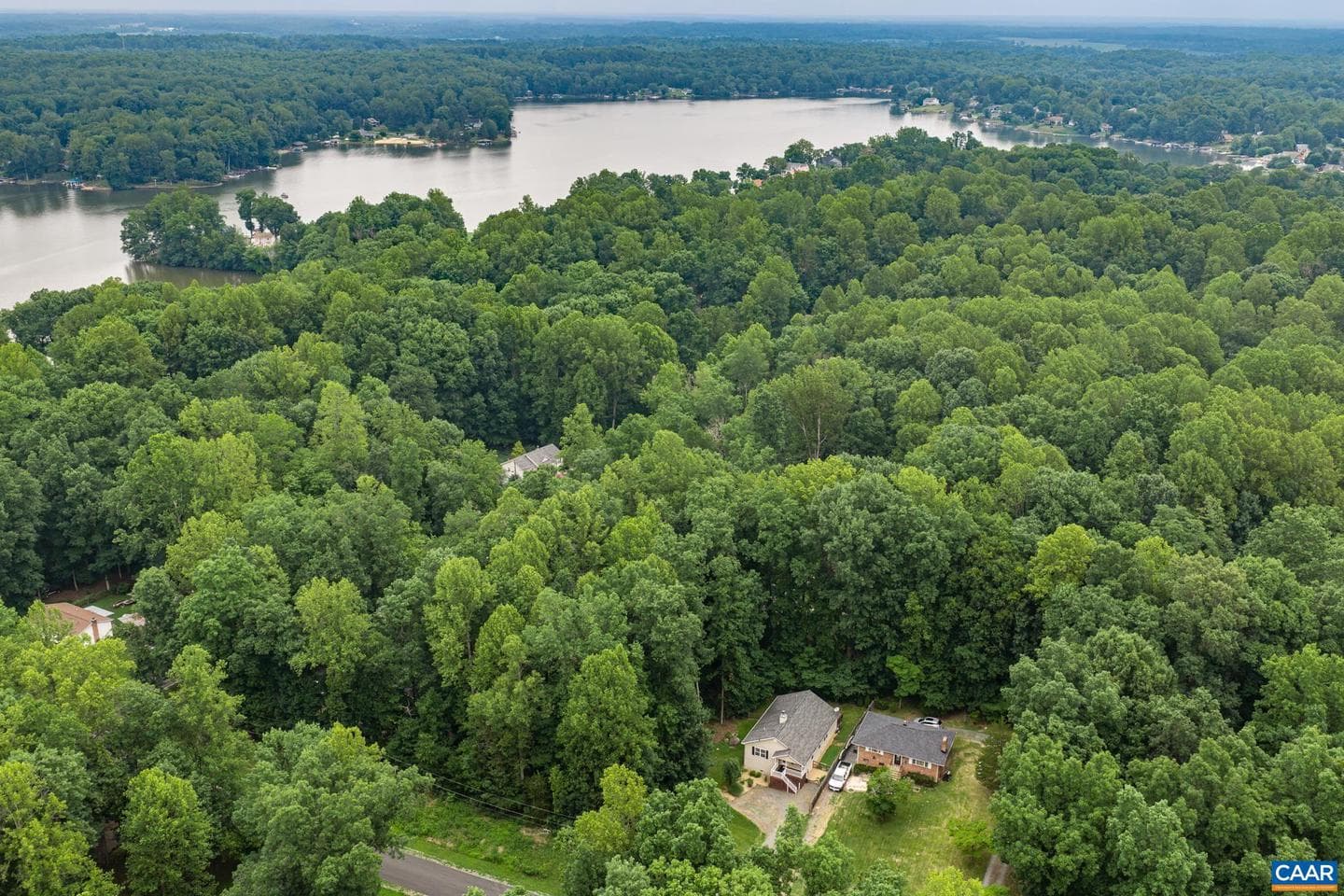 64 Ferndale Dr photo 11