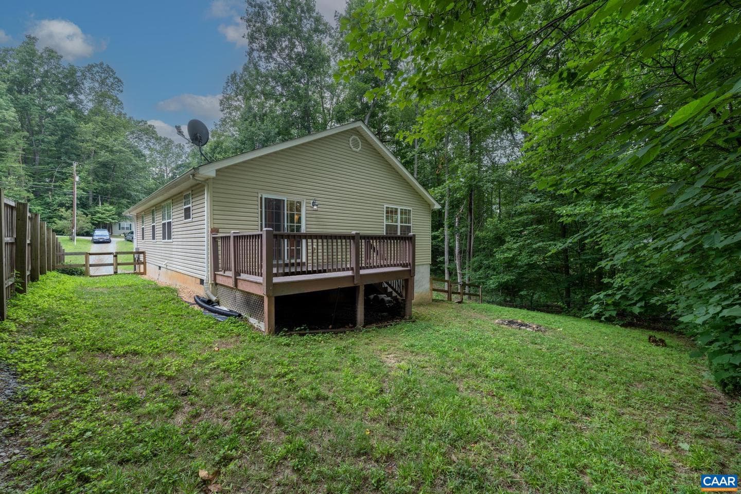64 Ferndale Dr photo 17