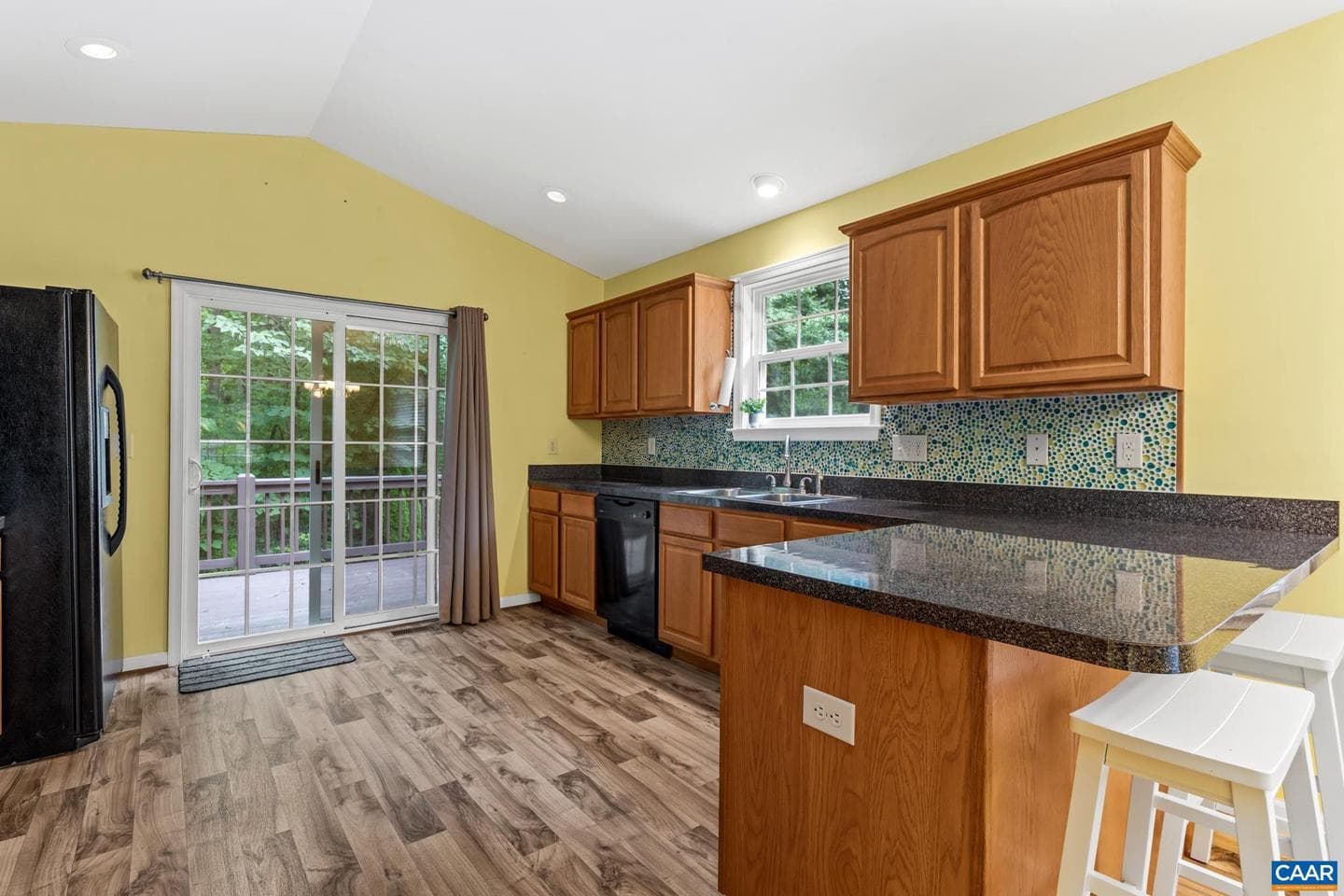 64 Ferndale Dr photo 27