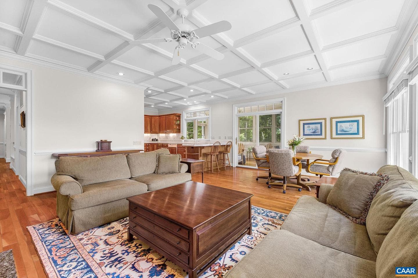 3059 Hyde Park Pl photo 29
