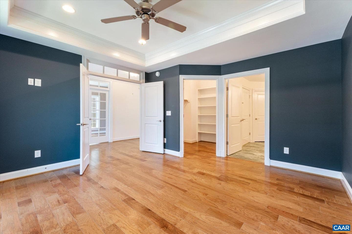 3420 Rowcross St photo 12