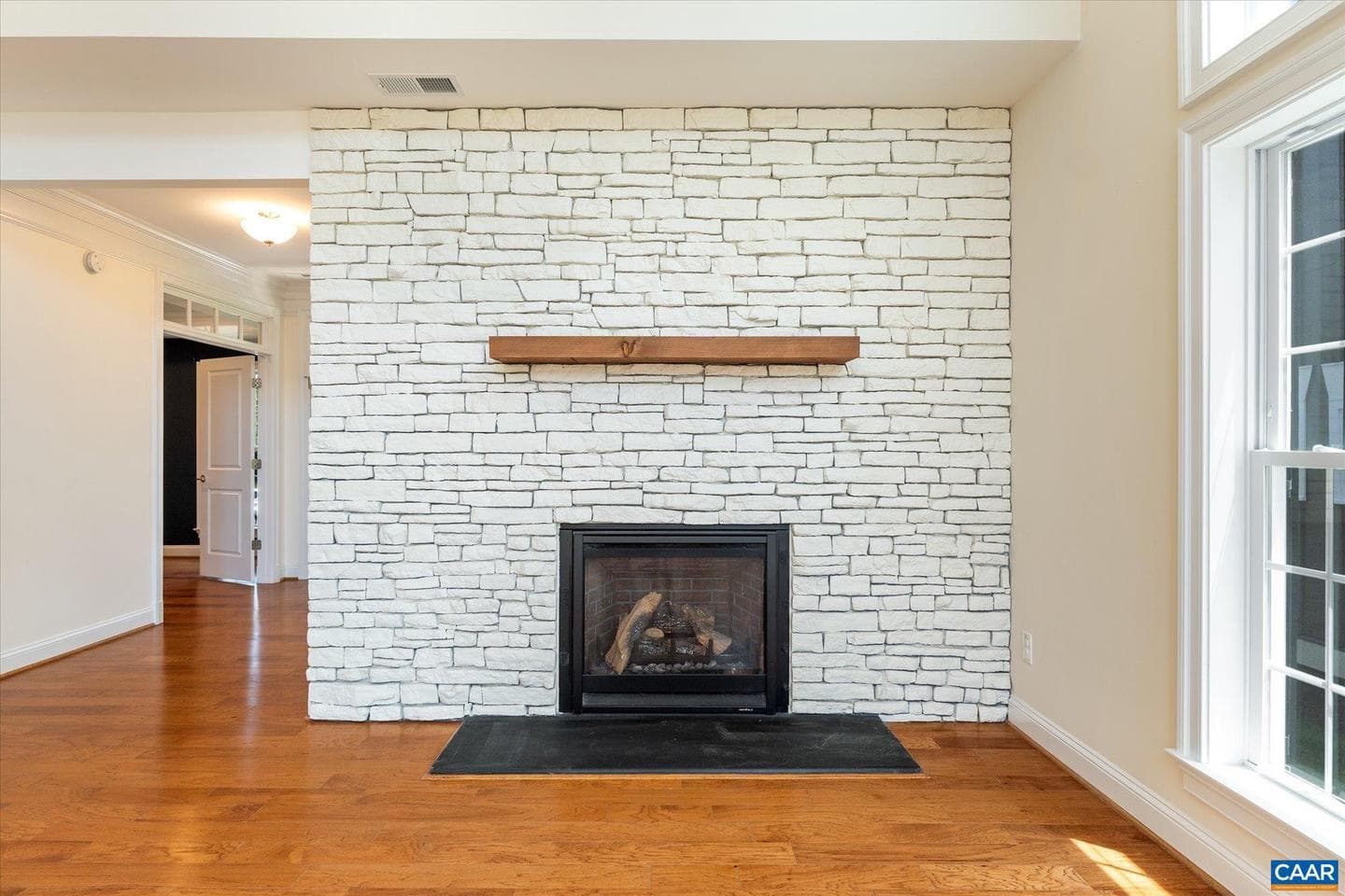 3420 Rowcross St photo 19