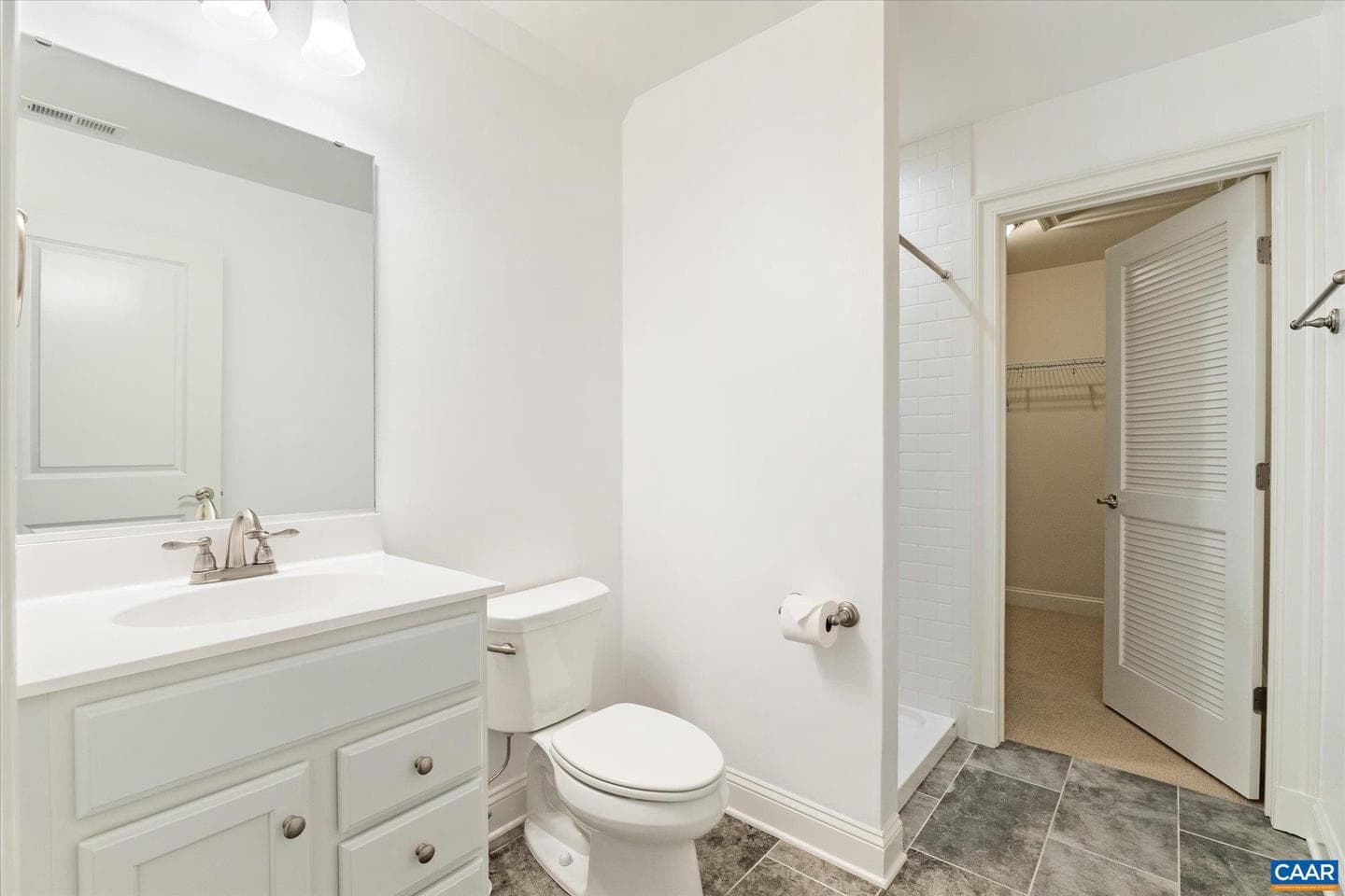 3420 Rowcross St photo 34