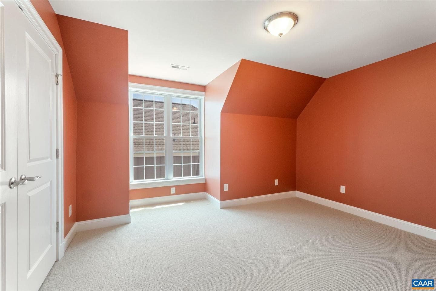 3420 Rowcross St photo 36