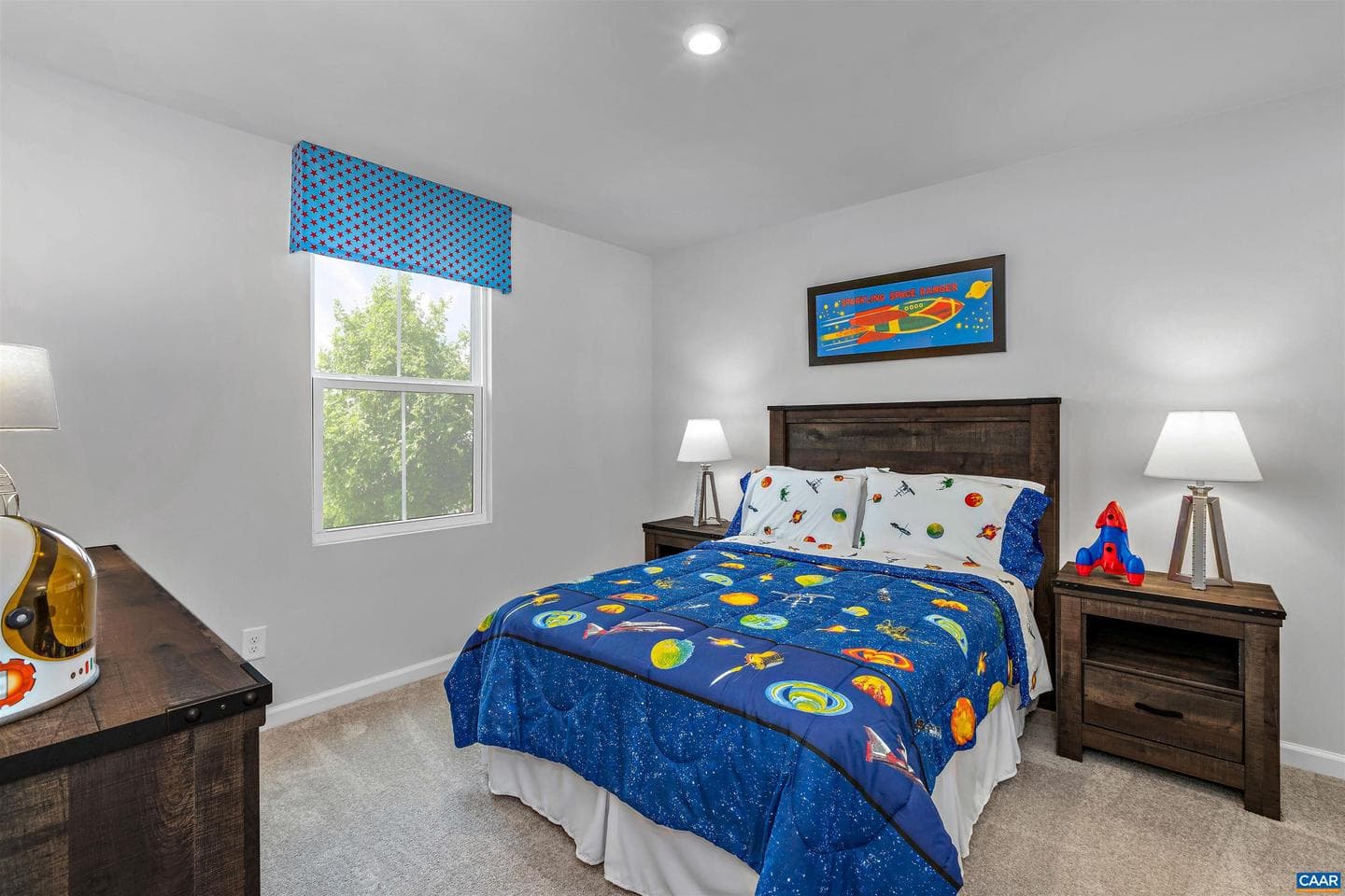 565 Arches Ln photo 7