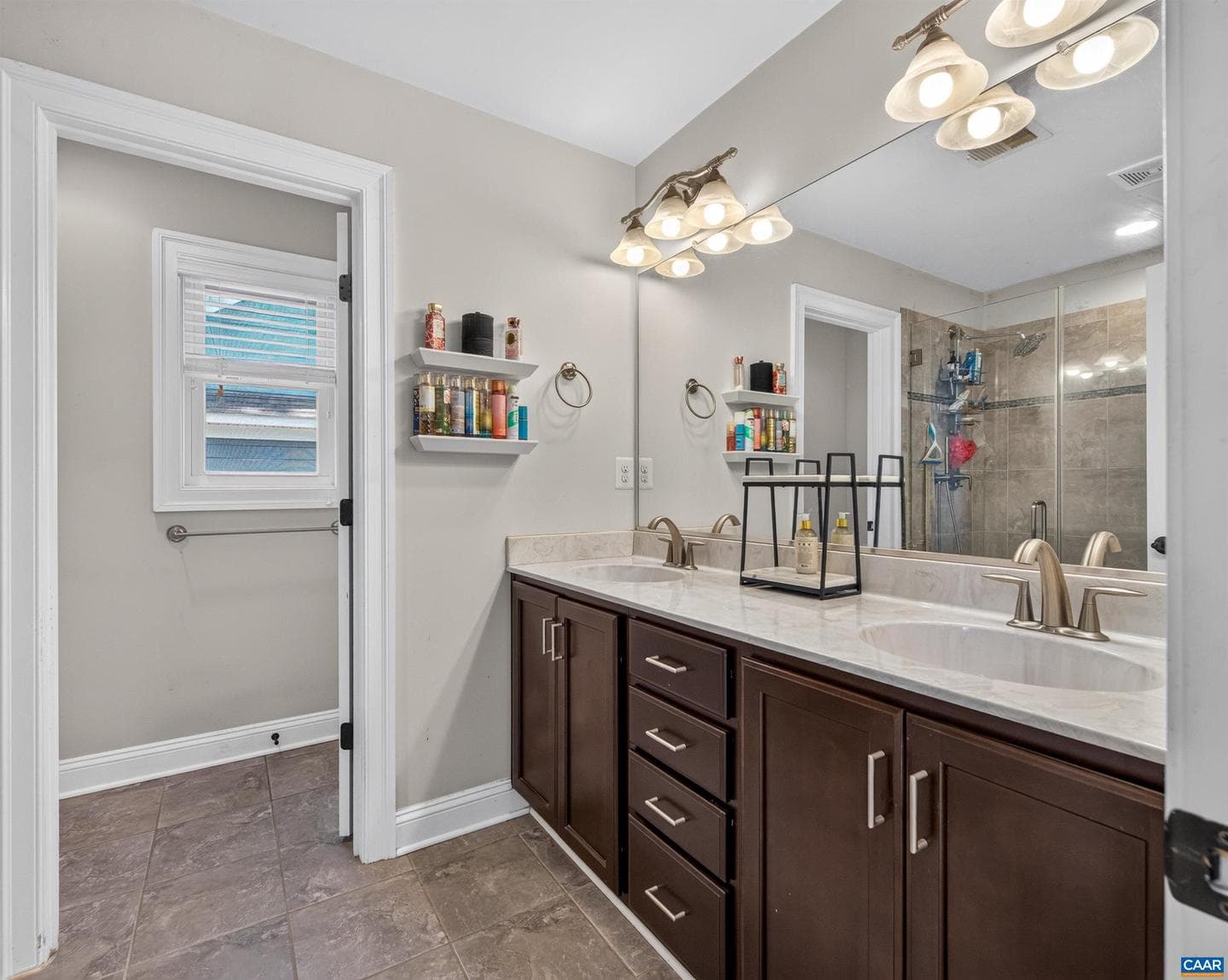 2849 Shannon Glen Ct photo 18