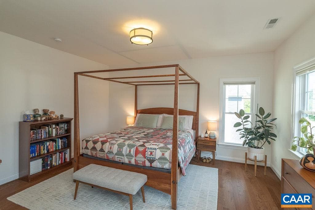 1616 Riverwalk Crossing photo 32