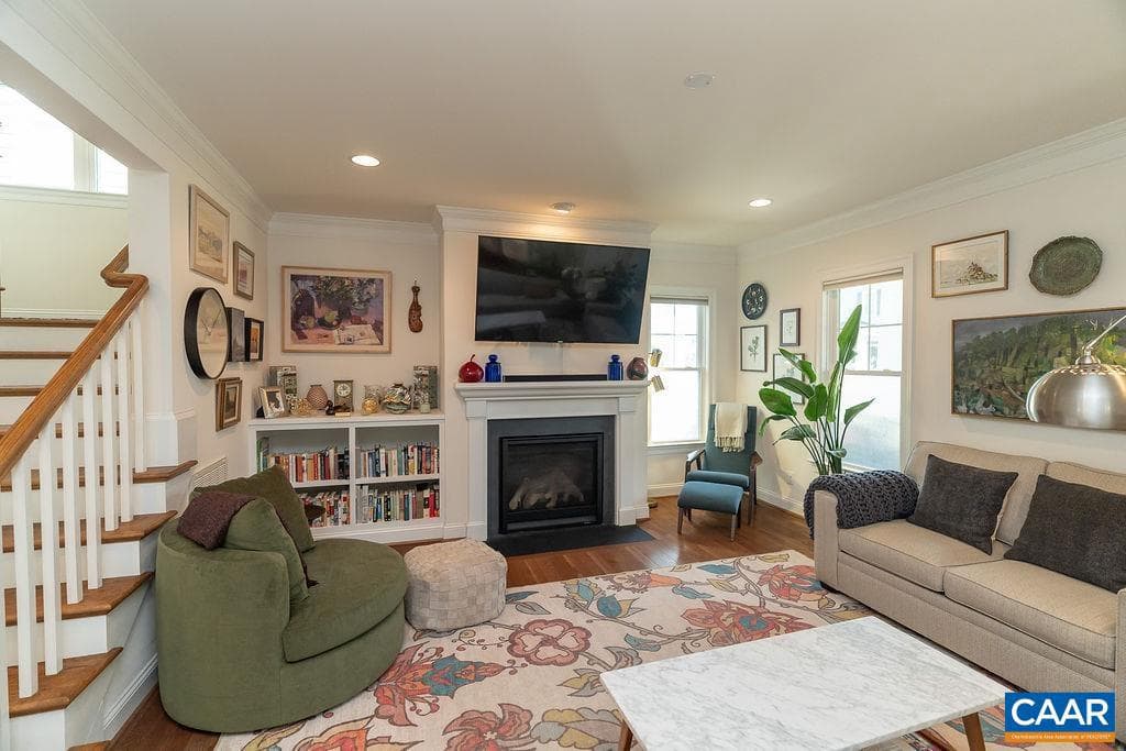 1616 Riverwalk Crossing photo 9