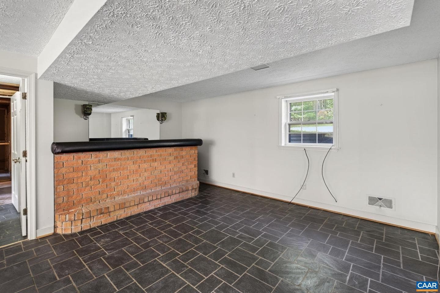 5881 Thomas Jefferson Pkwy photo 33