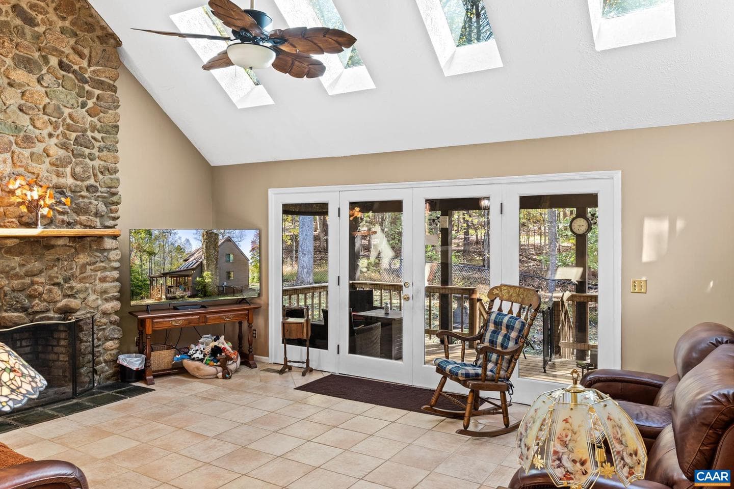 2530 Gillums Ridge Ln photo 19