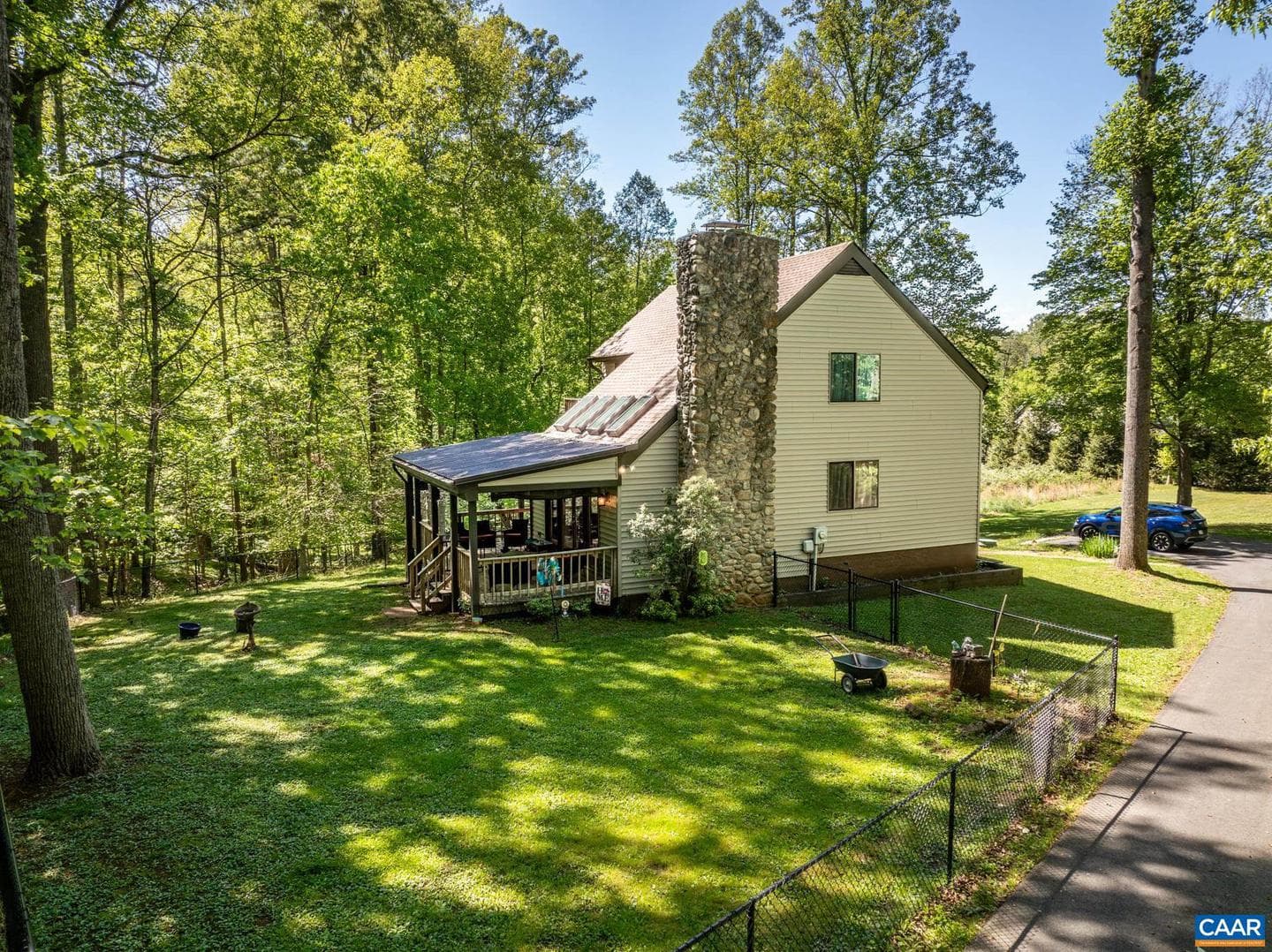 2530 Gillums Ridge Ln photo 3