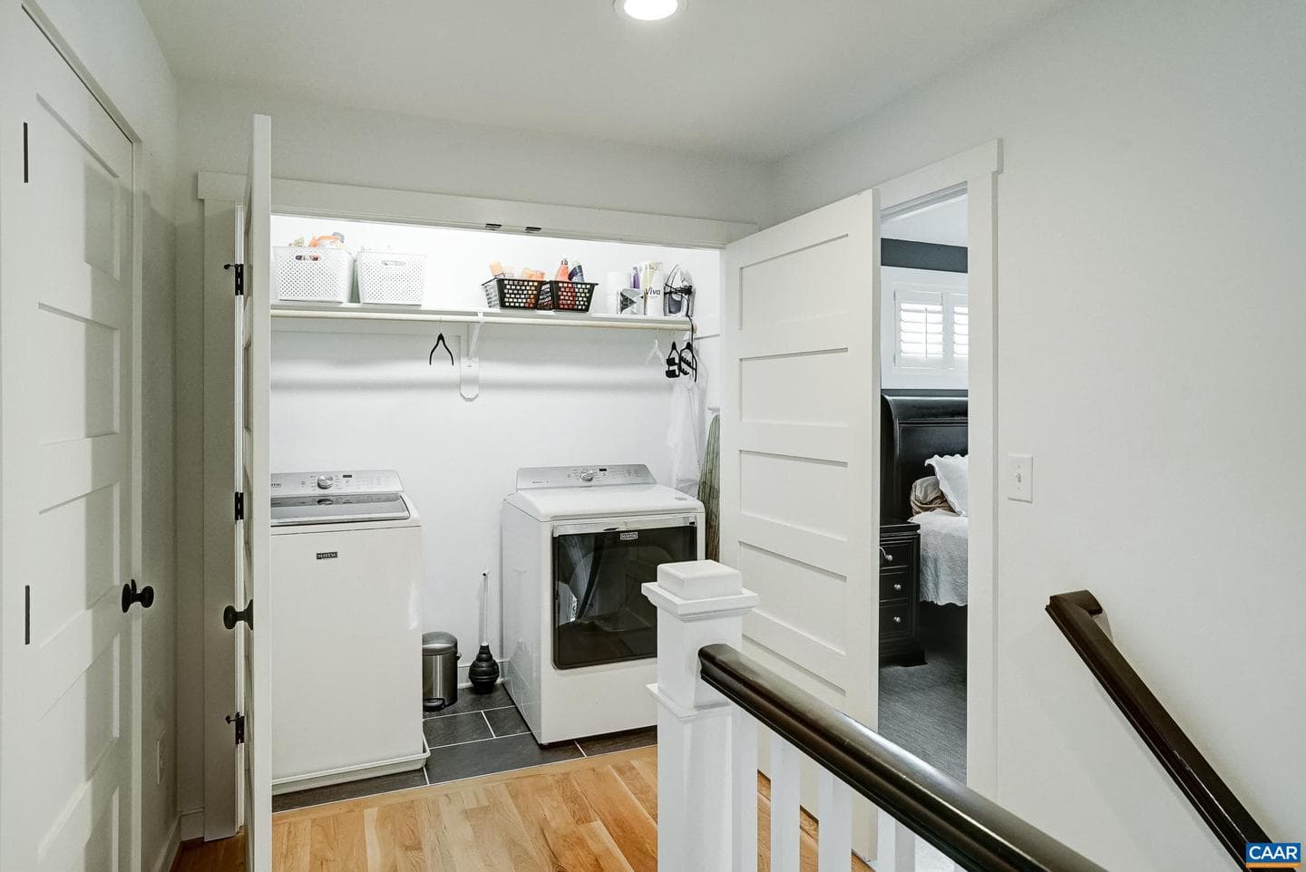 3298 Rowcross St photo 39