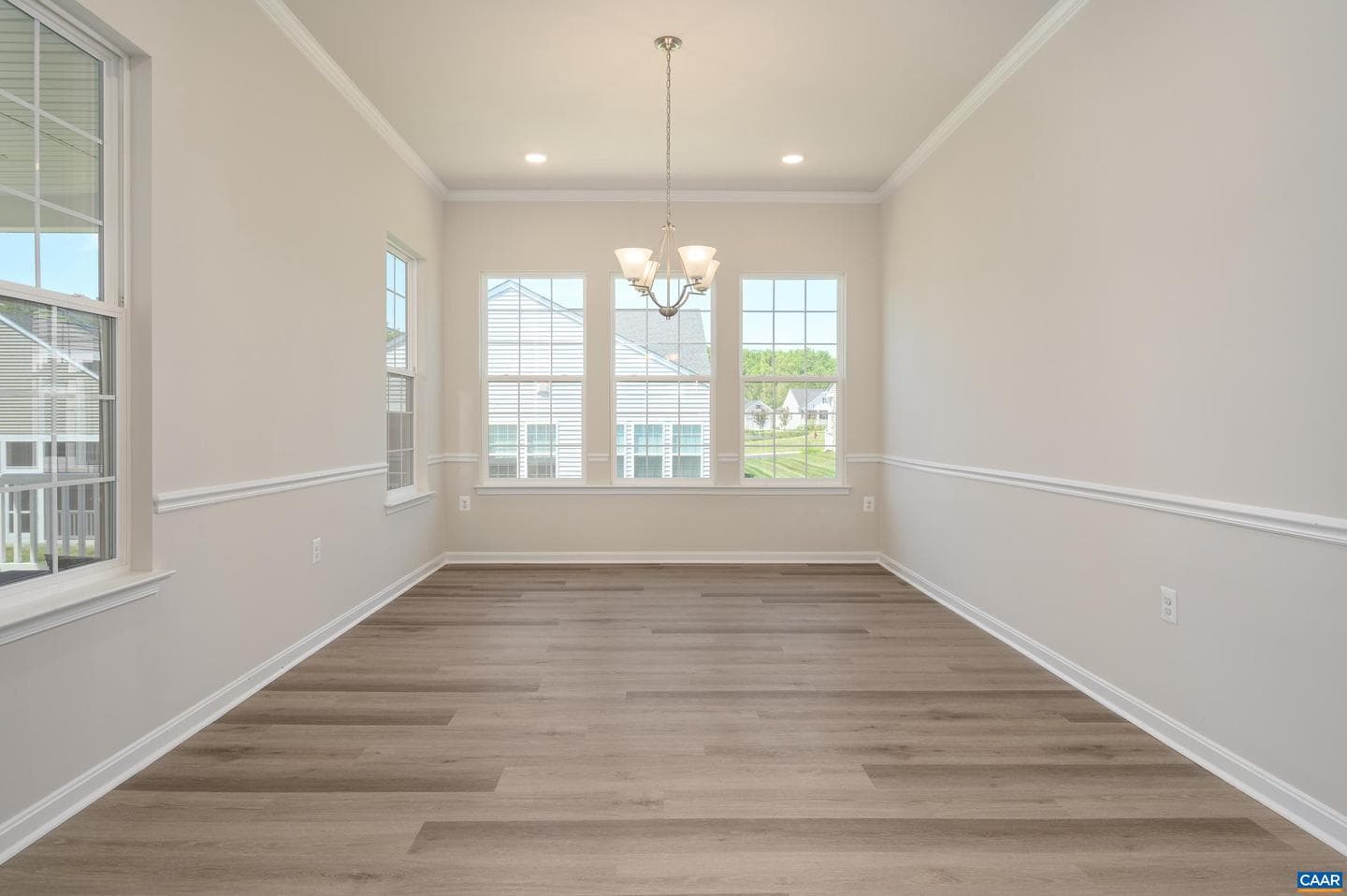 774 Four Seasons Dr photo 12