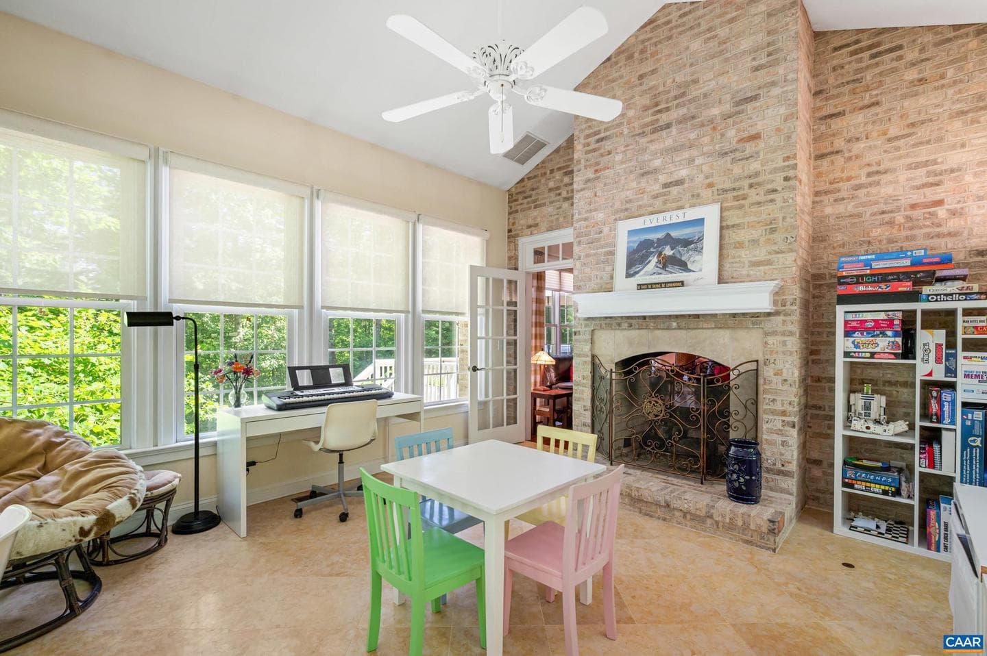 2085 Bentivar Dr photo 23