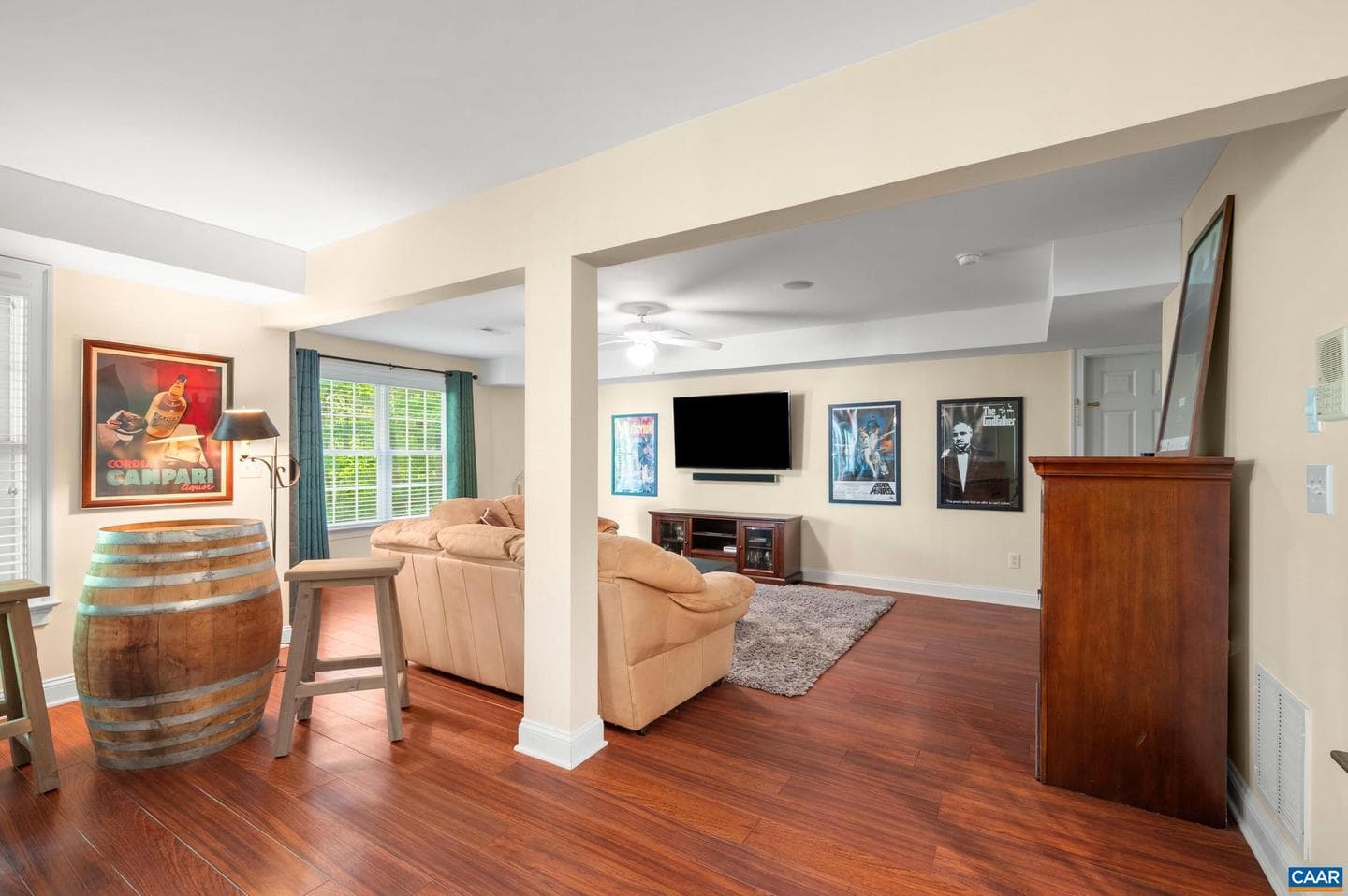 2085 Bentivar Dr photo 60