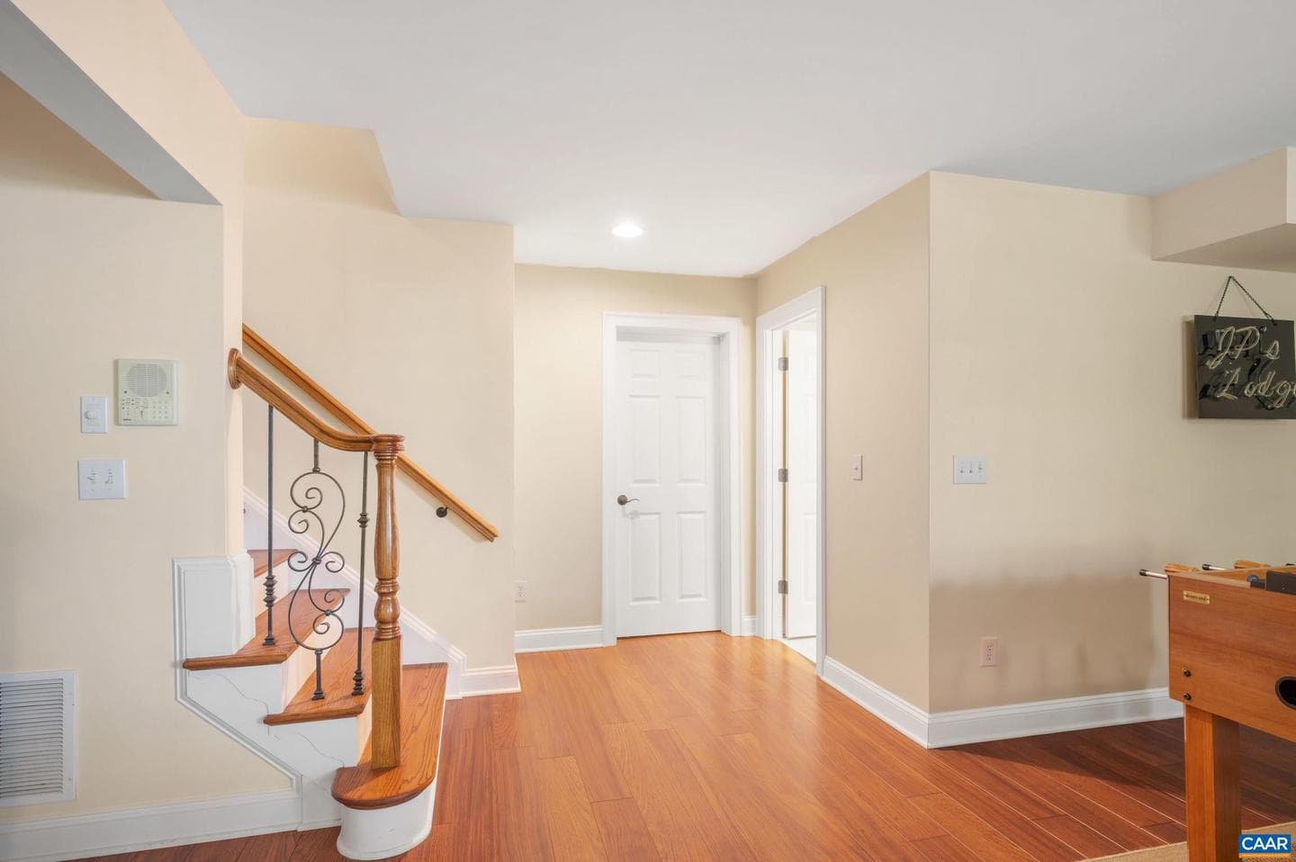 2085 Bentivar Dr photo 64