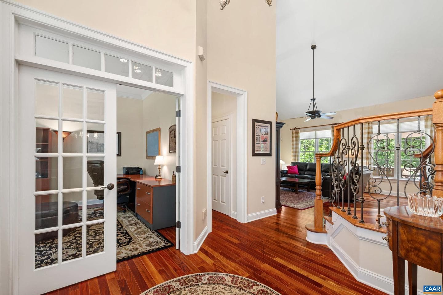 2085 Bentivar Dr photo 8