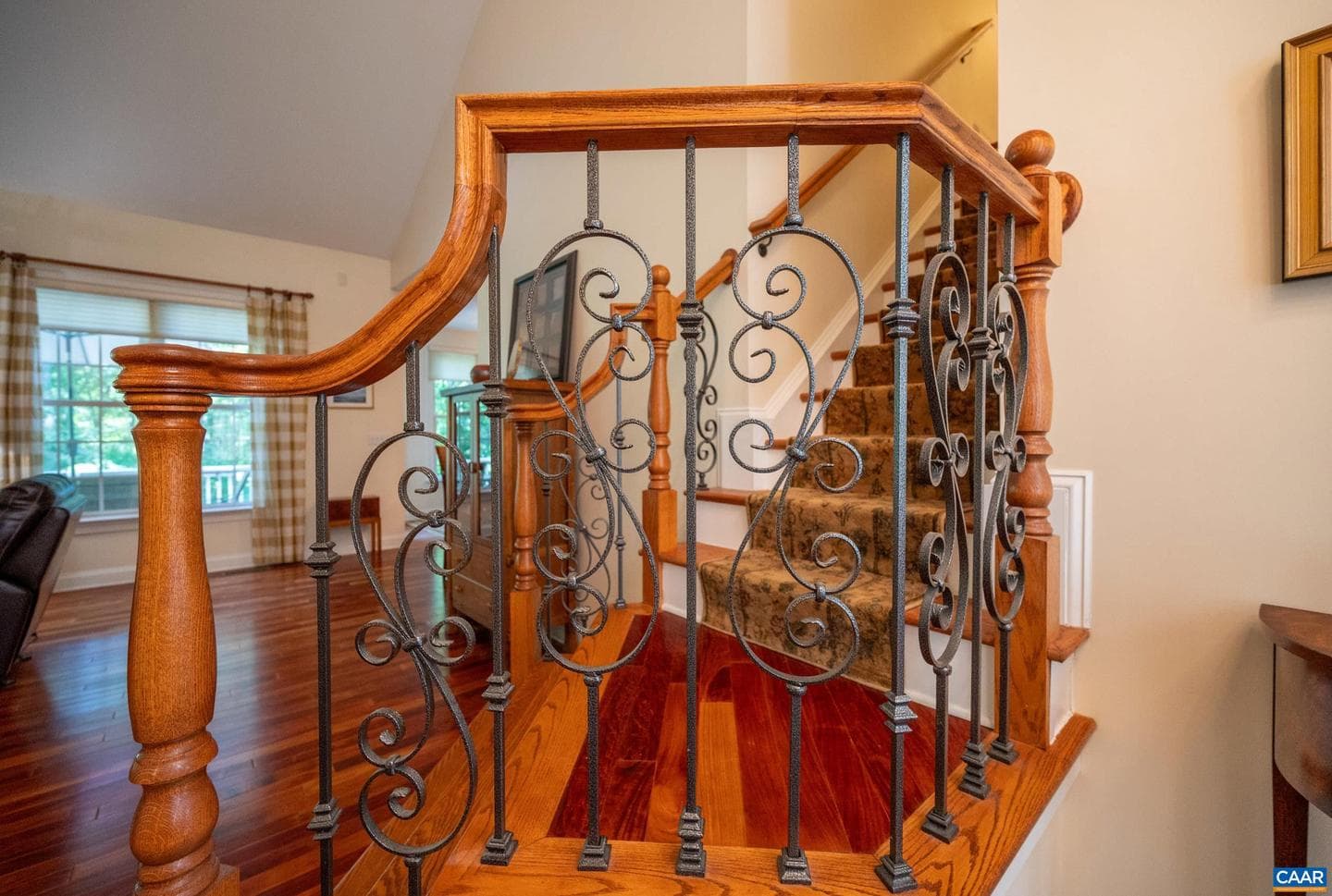 2085 Bentivar Dr photo 9