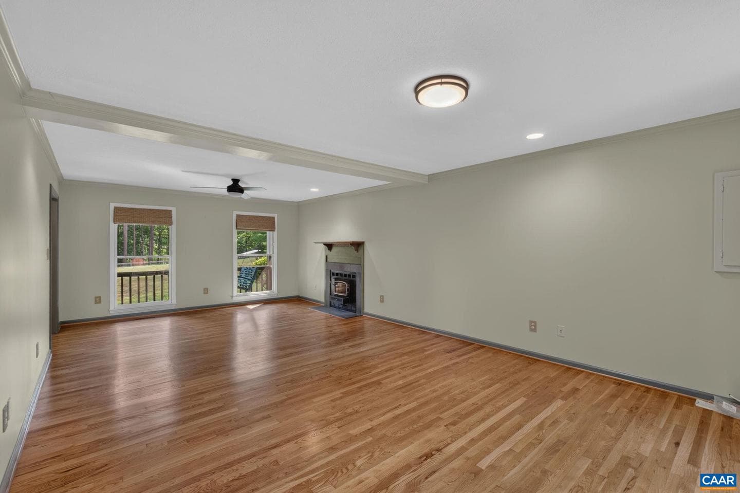 5880 Lexington Ln photo 11