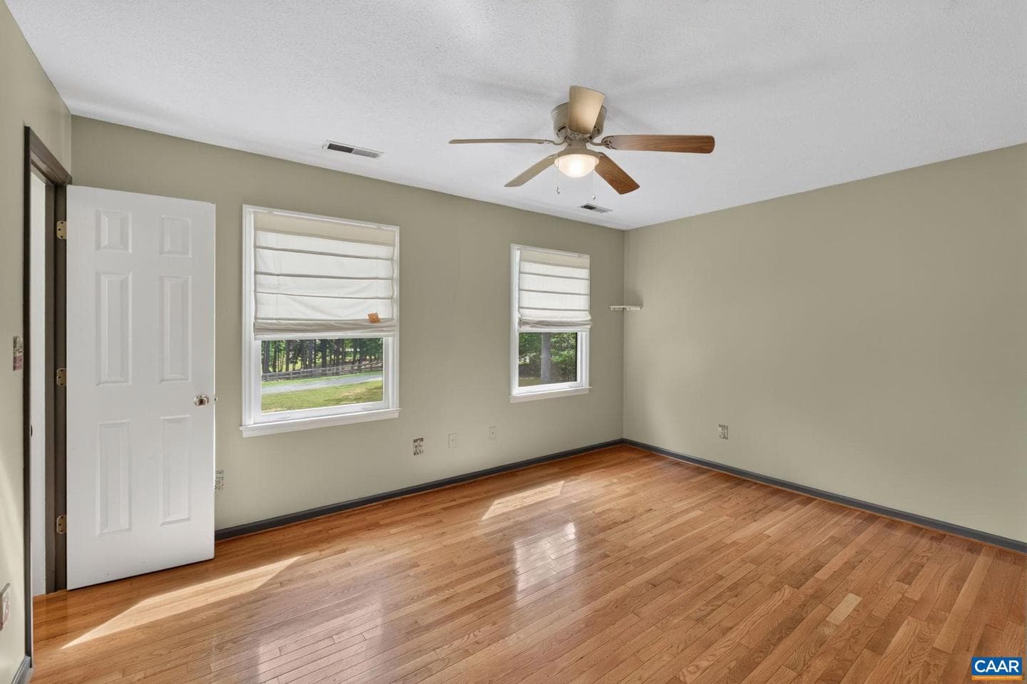 5880 Lexington Ln photo 27
