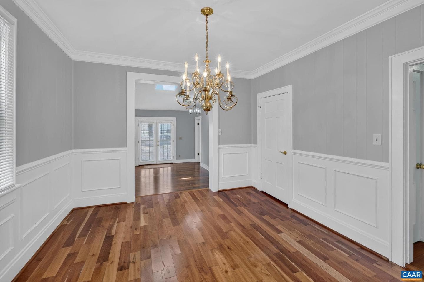 301 Meade Ave photo 13