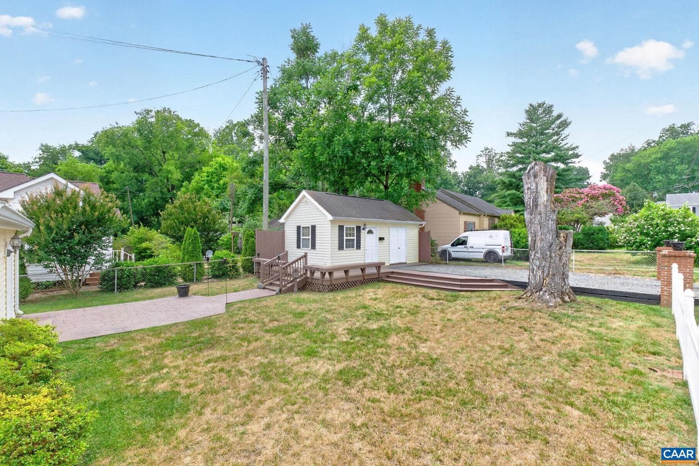 301 Meade Ave photo 32