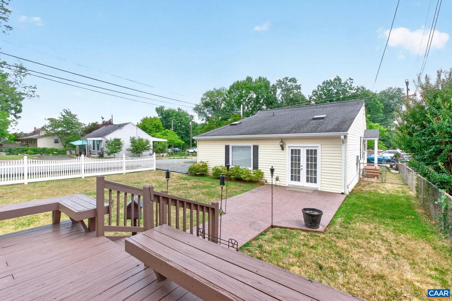 301 Meade Ave photo 33